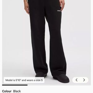 Loungeful Classic-Fit High-Rise Sweatpant